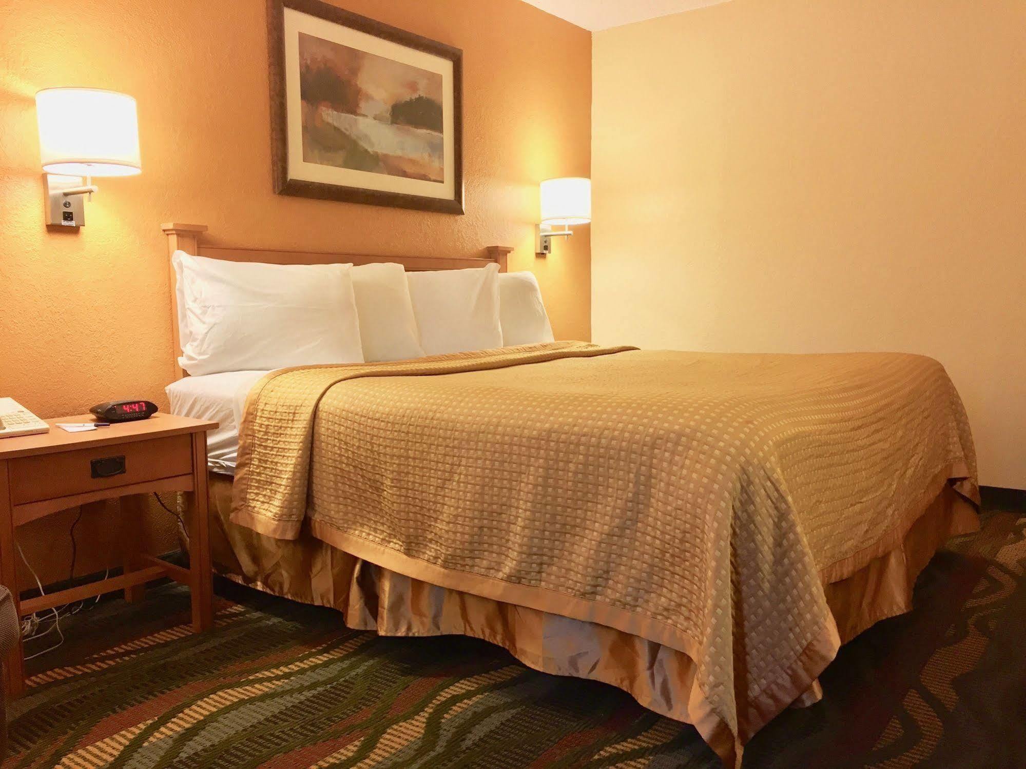 Travelodge By Wyndham Muskegon Zewnętrze zdjęcie